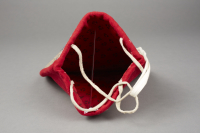 Yakama%20artist%2C%20%3Cb%3E%3Ci%3E%20K%26%238217%3Bpit-lima%20sapk%26%238217%3Bukt%20%28Beaded%20Bag%29%3C%2Fi%3E%3C%2Fb%3E%2C%20ca.%201860%2C%20K%26%238217%3Bpit-lima%20%28beadwork%29%20on%20Sk%26%238217%3Bimski%26%238217%3Bim%20%28thin%2C%20tanned%20hide%29%2C%20cotton%20cloth%2C%20The%20Elizabeth%20Cole%20Butler%20Collection%2C%20no%20known%20copyright%20restrictions%2C%202012.25.68